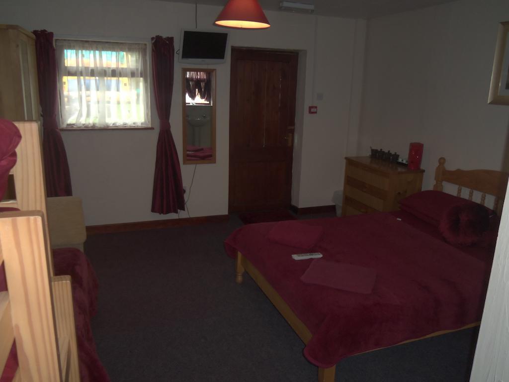 The Cross Inn Cauldon Bilik gambar